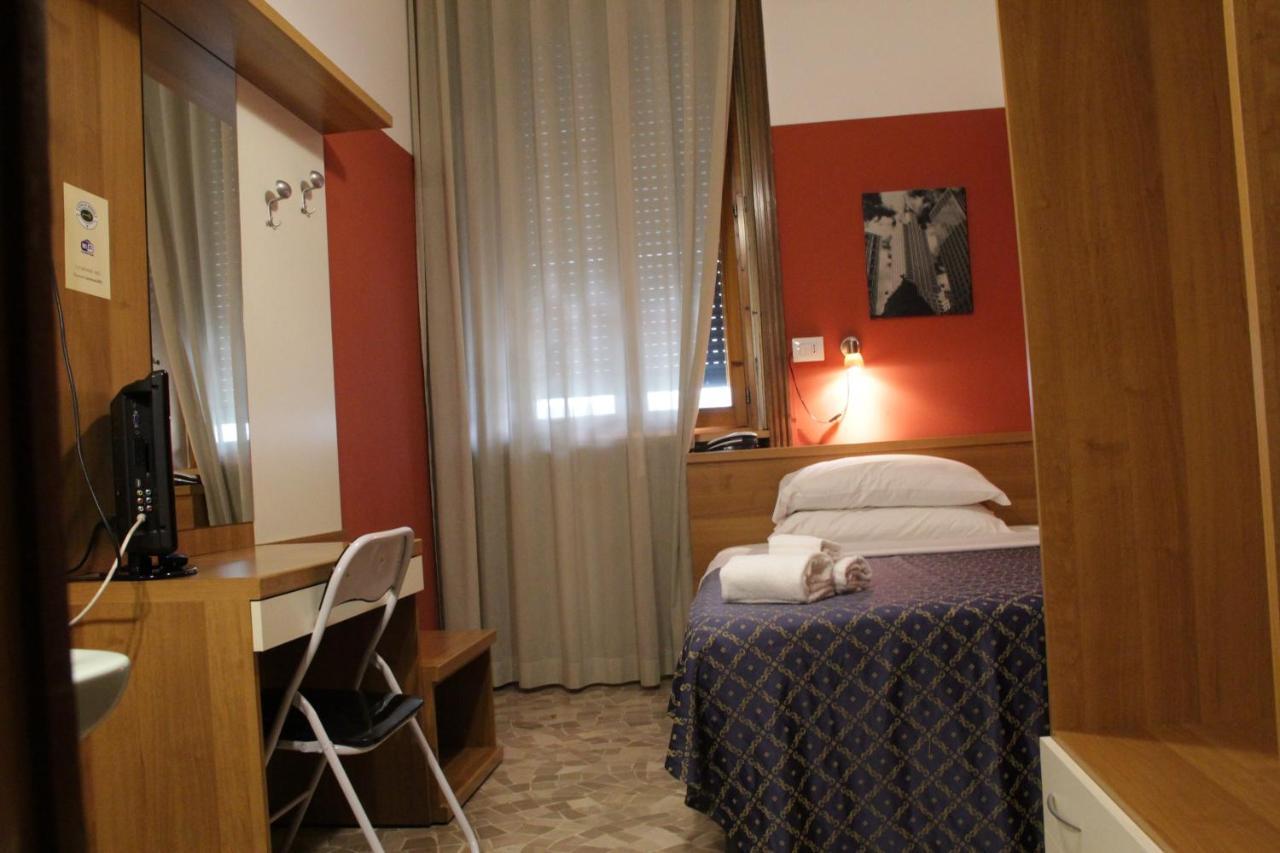 Ca' Grande Hotel Milan Bagian luar foto