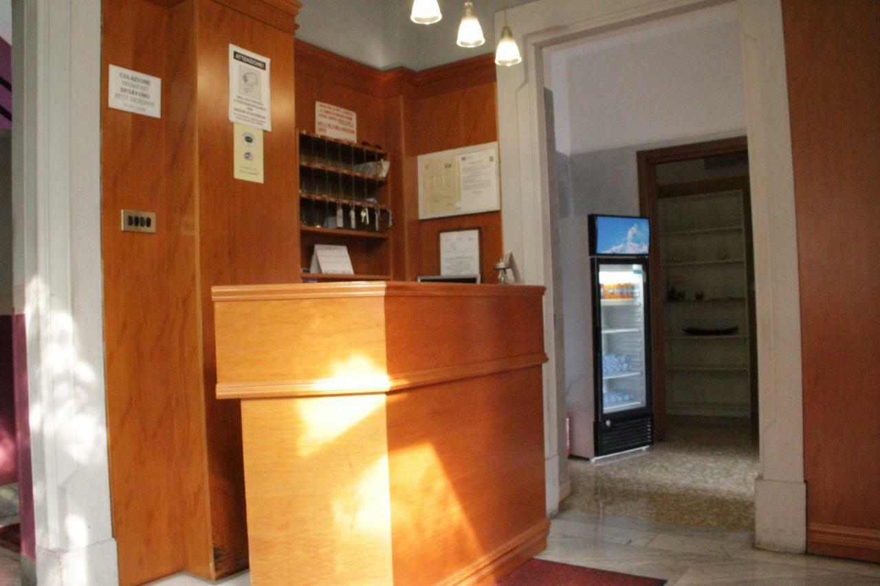 Ca' Grande Hotel Milan Bagian luar foto